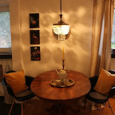 Schoenes Mit Gartenblick * Баден-Баден