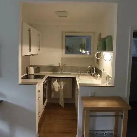 Schoenes Mit Gartenblick *