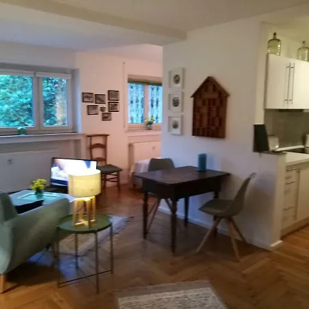 Schoenes Mit Gartenblick Apartment Baden-Baden