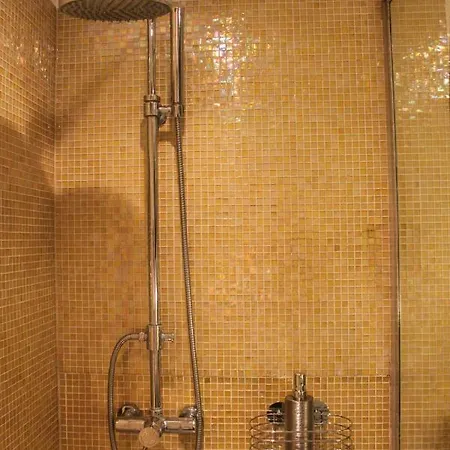 Апартаменты Schoenes Mit Gartenblick Баден-Баден