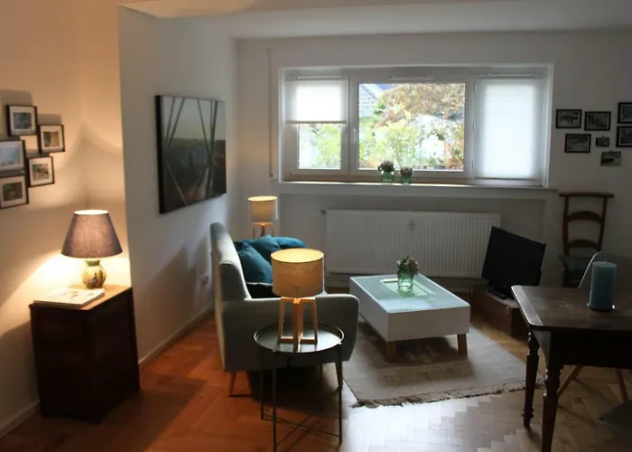 Schoenes Mit Gartenblick Διαμέρισμα Μπάντεν-Μπάντεν