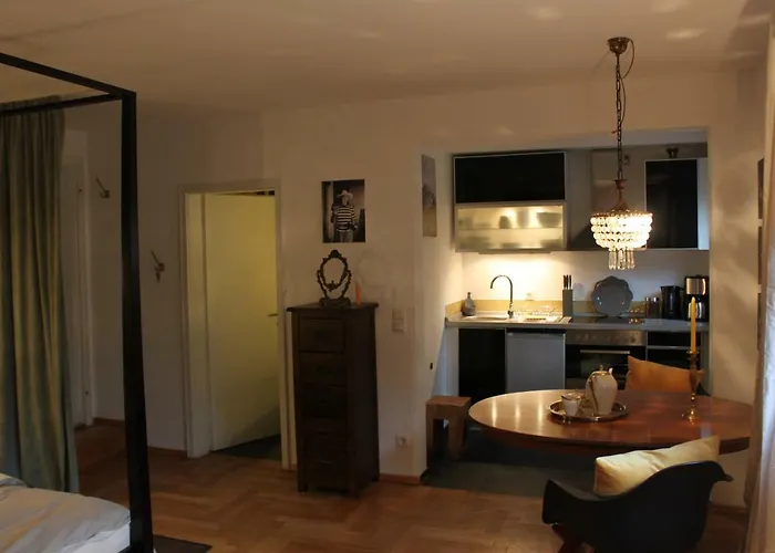 Schoenes Mit Gartenblick Διαμέρισμα Μπάντεν-Μπάντεν